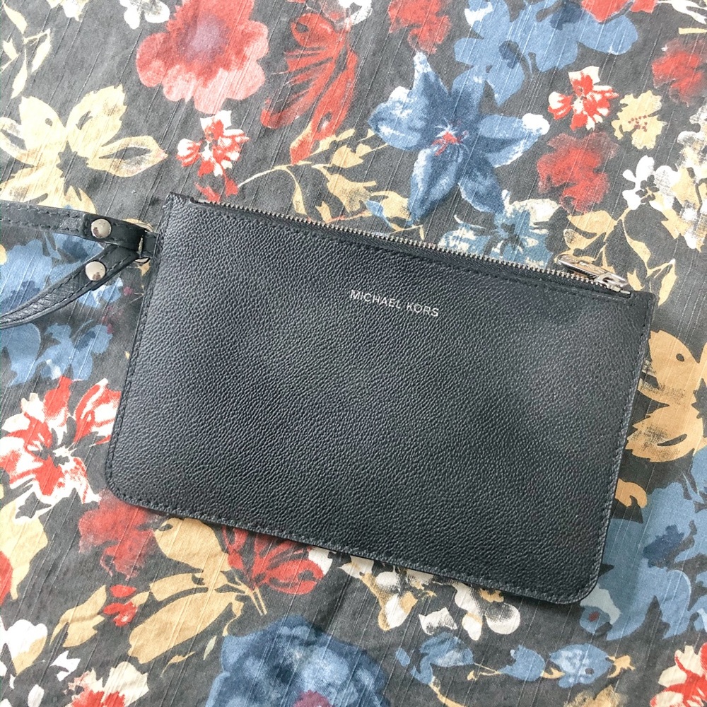 Michael Kors Mini Wristlet
